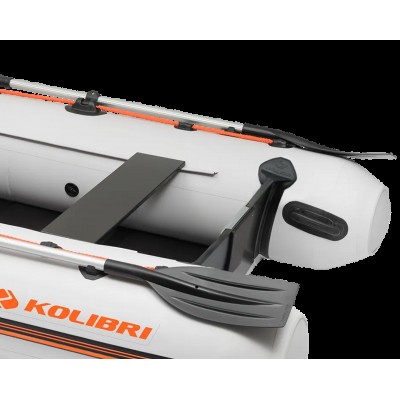 Колибри КМ-360ДСЛ (Kolibri KM-360DSL) светло-серая моторная килевая надувная лодка + фанерный пайол