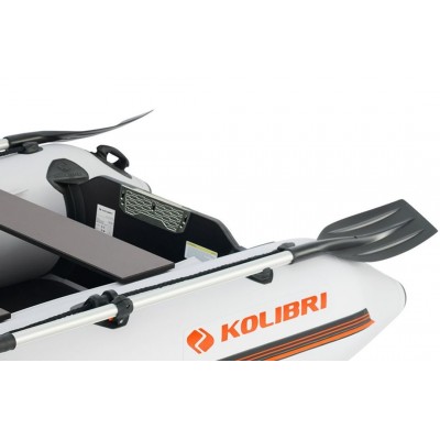 Колибри КМ-260Д (Kolibri KM-260D Профи) светло-серая моторная килевая надувная лодка + слань-книжка